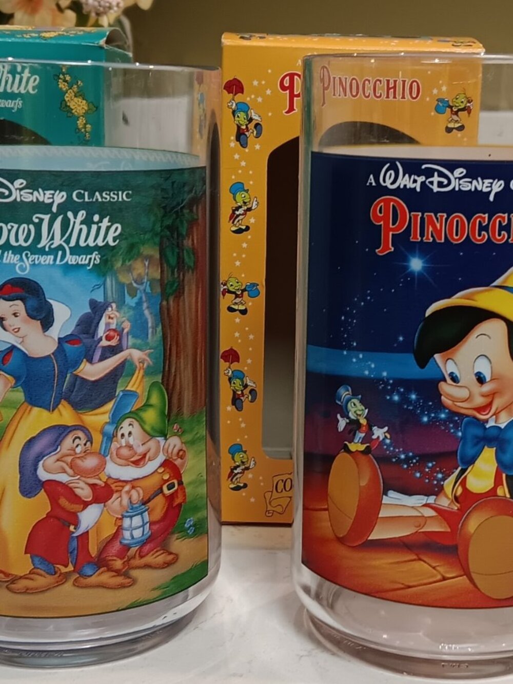 1994 Burger King 2 Walt Disney Glasses - Snow White & Pinocchio in Box